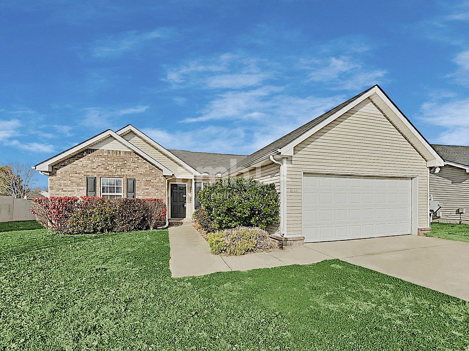 1st image of 1632 Saint Andrews Dr