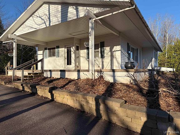 5th image of 705 W Baraga Ave