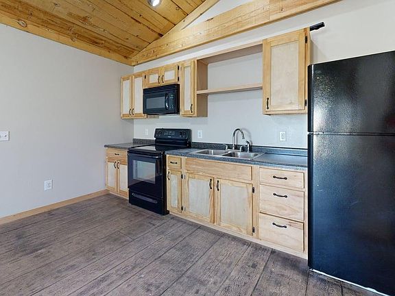 5th image of 2751 116th Ave NW #C01