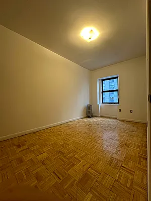 Rented by Centra Inc. | media 9