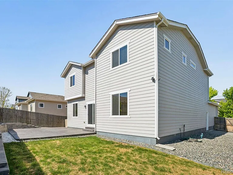 92 Homestead Way — Photo 41