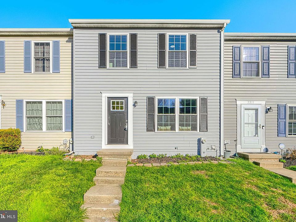 1st image of 2213 Melrose Ln