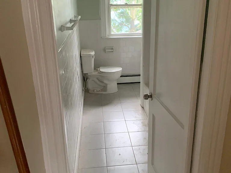 194 Glenwood Ave #2 — Photo 8