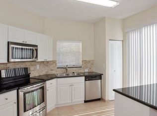 18930 NW 22nd St, Pembroke Pines, FL 33029