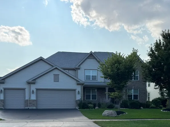19 N Empress Dr, Hawthorn Woods, IL 60047