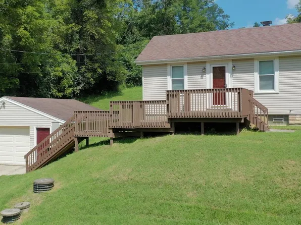 5506 Hubble Rd, Cincinnati, OH 45247