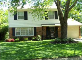 9116 Kenlock Dr, Rolling Hills, KY 40242