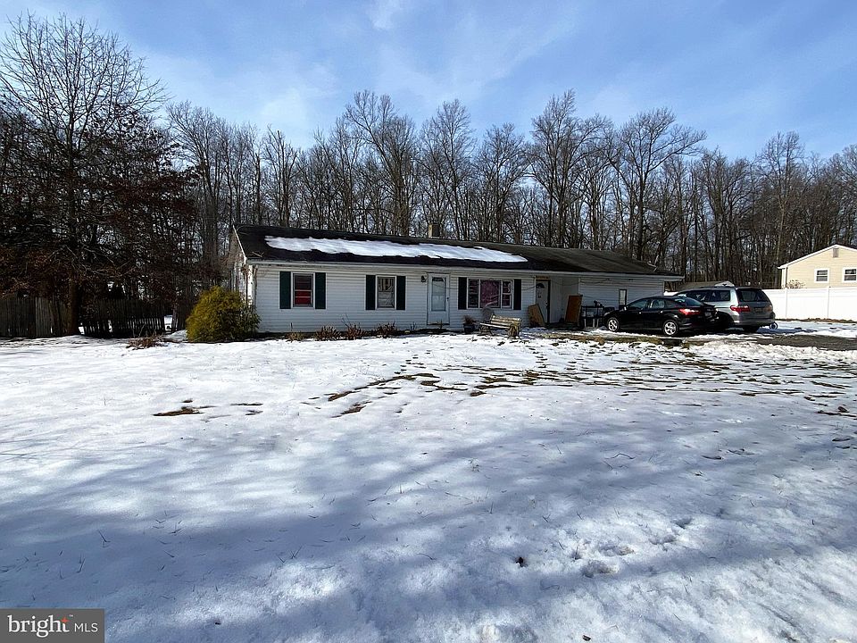 2nd image of 536 Killian Rd