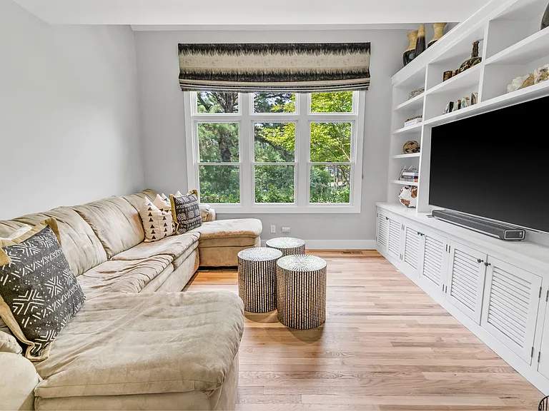 2 Castle Ct — Photo 27