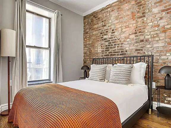 2nd image of 202 E 13th St APT 4C