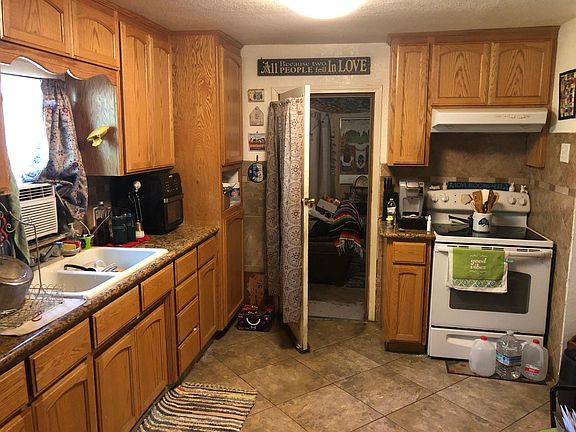 Looking from Kitchen to Bedroom 2