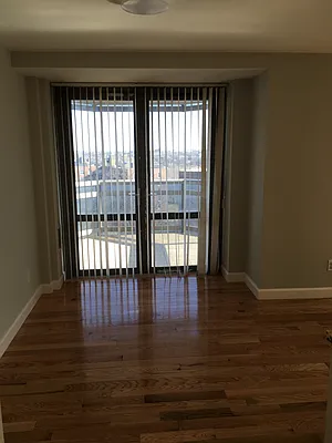 Rented by Daniel Saat, LREB | media 8