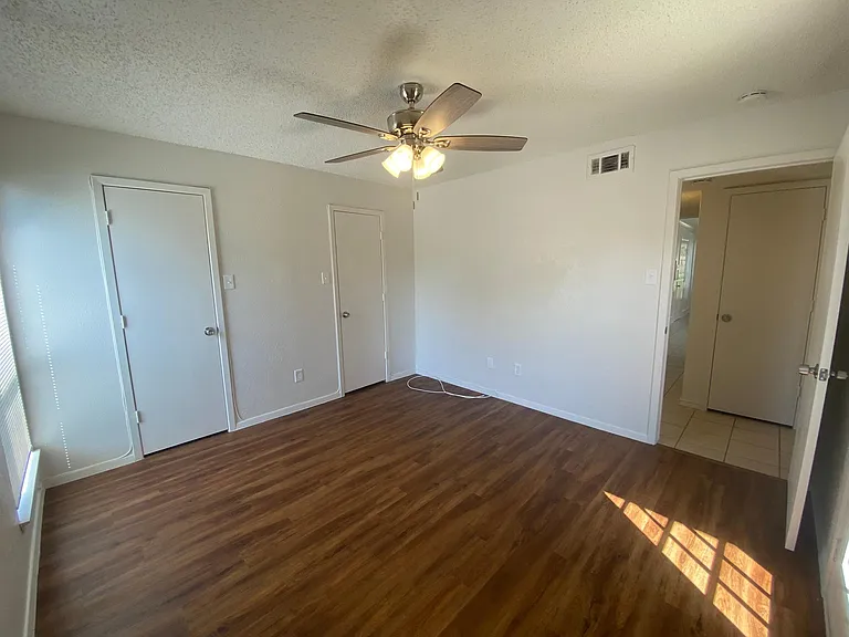 5540 Brookview Ct #A — Photo 16