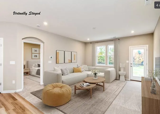 10309 Gateway Dr — Photo 5