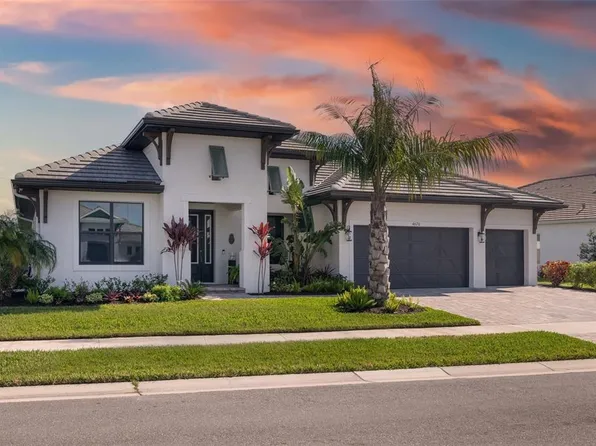 4670 Antrim Dr, Sarasota, FL 34240