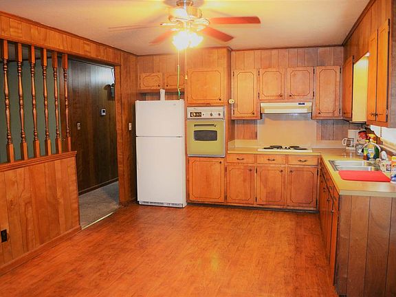 2nd image of 150 Nancewood Dr
