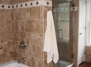 59-61 Tulsa St, Springfield, MA 01118