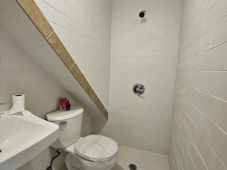 2nd image of 367 Bright St #1