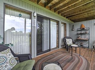 388 Notch Ln, Branson West, MO 65737