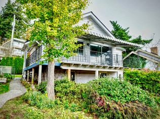 14683 W Beach Ave, White Rock, BC V4B2T9