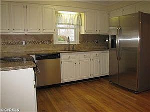 3rd image of 1604 Swinton Ln