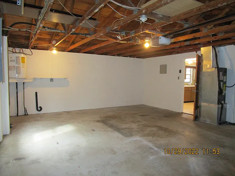 9615 Gray Fox Ln — Photo 16
