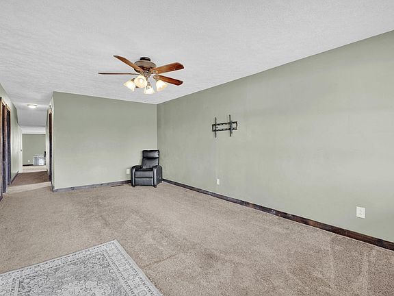 4th image of 2920 V St