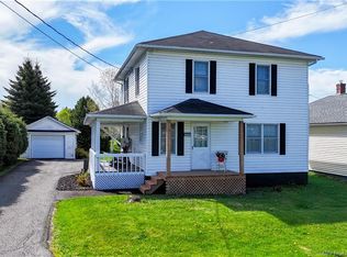205 Basin St, Grand Falls, NB E3Z2H9