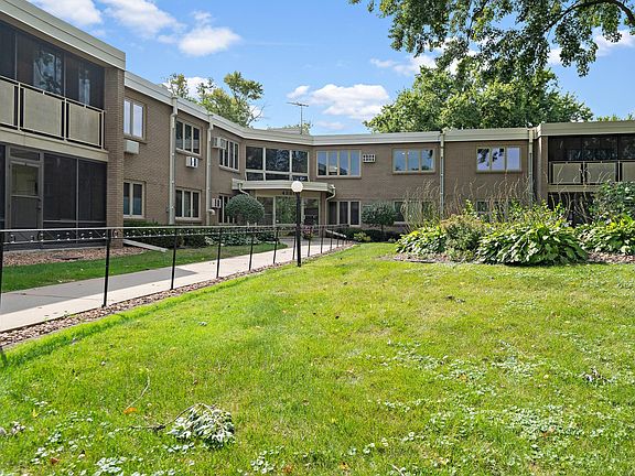 2nd image of 4380 Brookside Ct APT 214