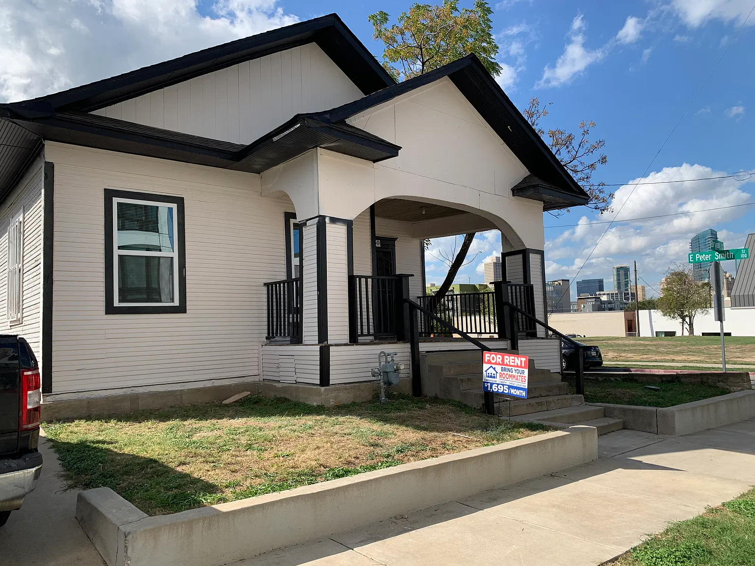 3 bed, 1172 sqft, $1,500 — Photo 2