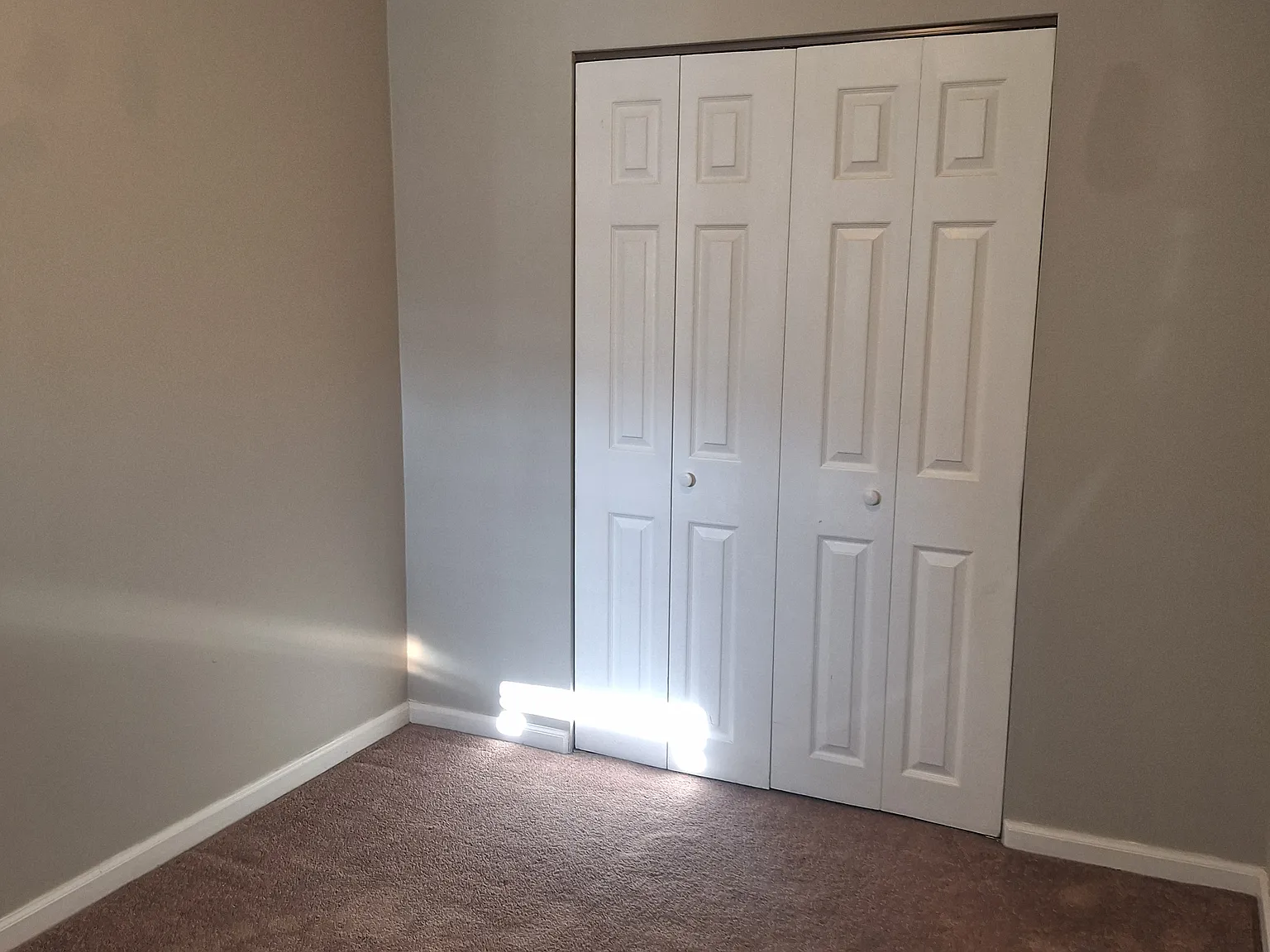 3 bed, 912 sqft, $1,795 — Photo 3