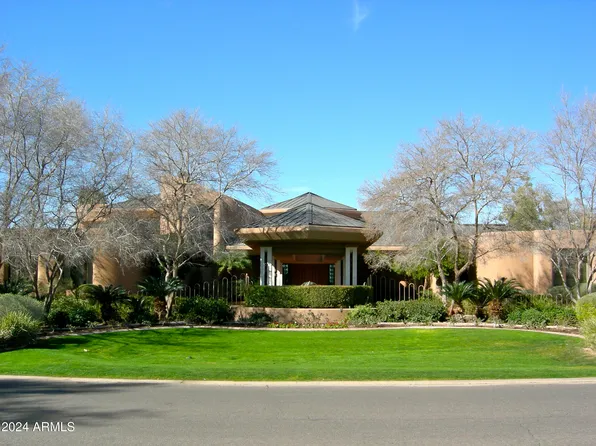 15 Biltmore Estates Drive, Phoenix, AZ 85016