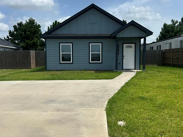 1418 Road 5607 — Photo 2