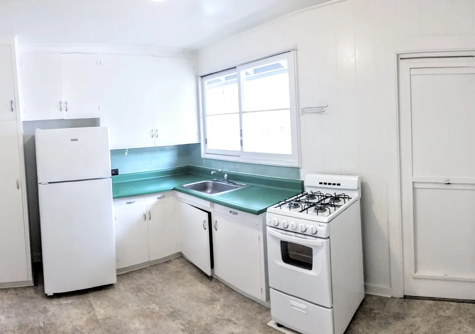 2112 Fern Street — Photo 1