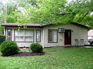 26 Hidden Acres Dr, Neoga, IL 62447