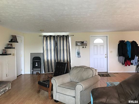 4th image of 53 Lakeside Dr