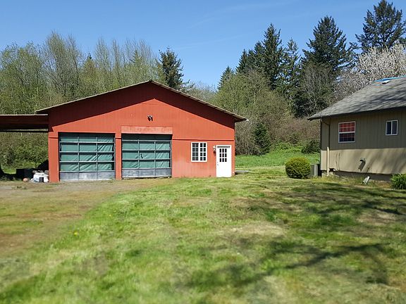 2nd image of 21620 NE 58th St