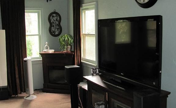 4th image of 203 Warner Ave S