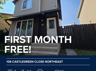 136 Castlegreen Close NE, Calgary, AB T3J 1Y6