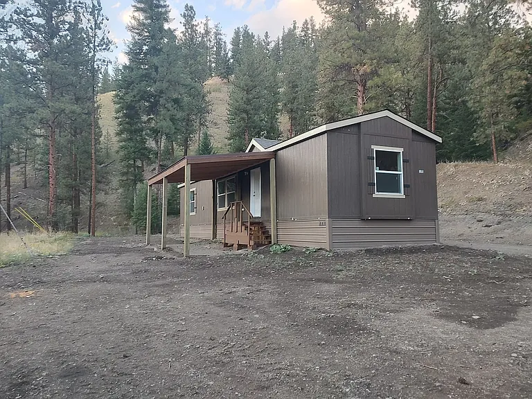 175 Pine Cone Ln — Photo 1