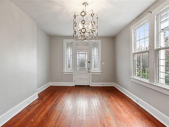 3rd image of 430-32 Elmira Ave