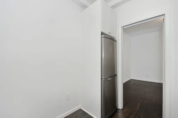 Rented by Aether Property Group | media 28