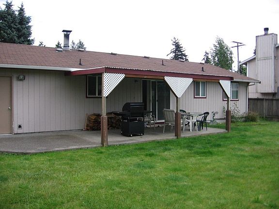2nd image of 17118 Spanaway Ln E