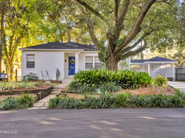 921 Wanda Pl, Gulfport, MS 39501