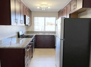 5245 Bakman Ave APT 6, North Hollywood, CA 91601