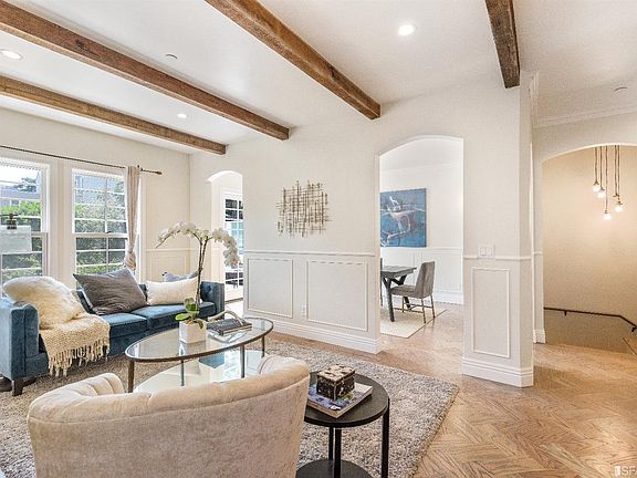 3rd image of 2355 Bay St APT 2