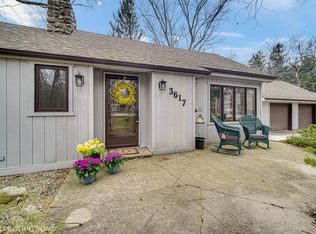 3617 Powhatan Dr, Michiana shores, IN