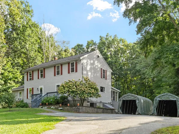 29 Webber Road Unit A, Hampstead, NH 03841