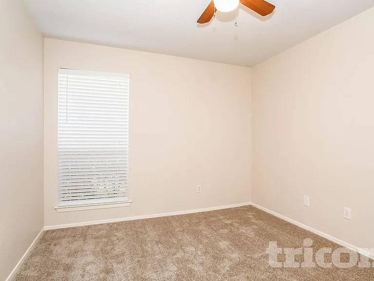 3206 Sedgeborough Dr — Photo 8