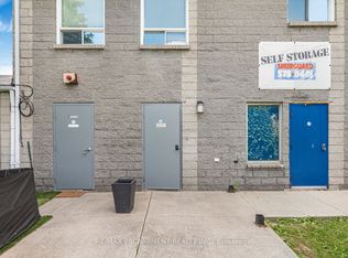1290 Stone Church Rd E, Hamilton, ON L8W 2C8
